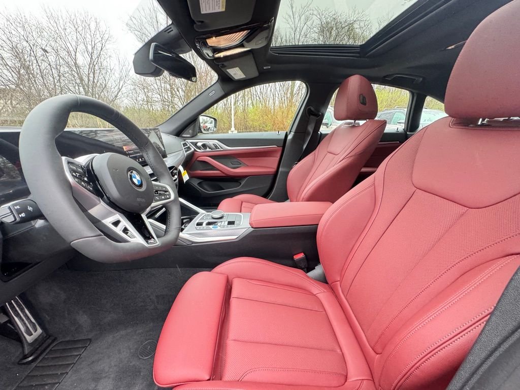 New 2026 Black Sapphire Metallic BMW xDrive40 image 18