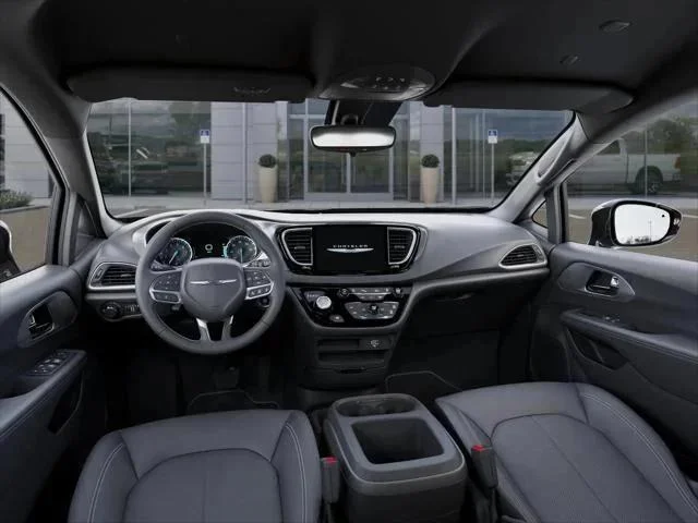 2026 Chrysler Voyager LX - Photo 60
