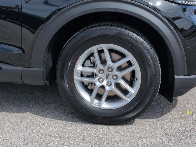 New 2026 Agate Black Metallic Ford Active image 11