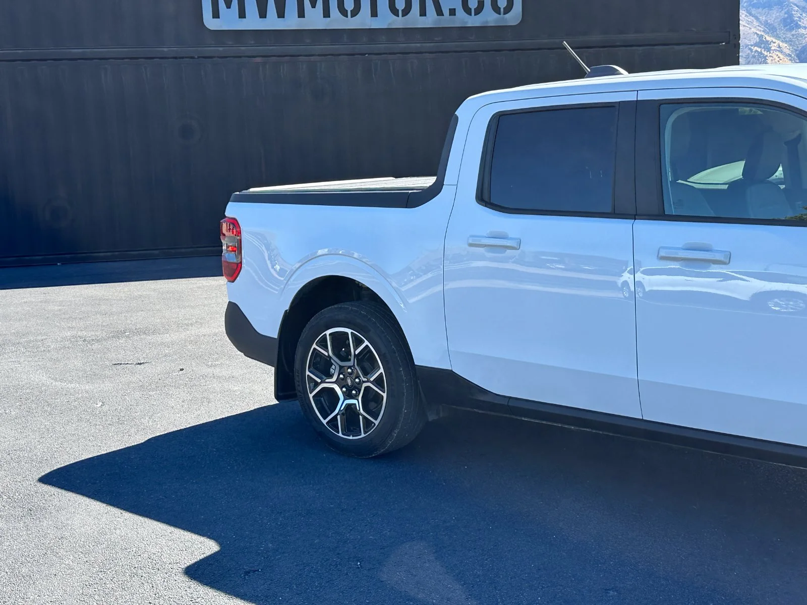 Used 2026 White Ford Lariat image 4