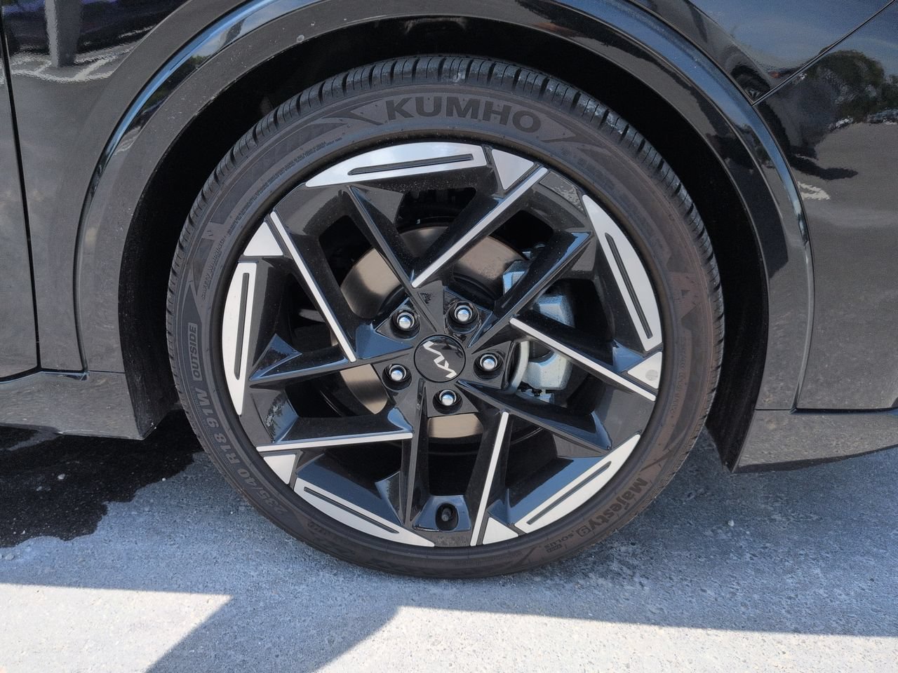 New 2026 Aurora Black Pearl Kia GT-Line image 11