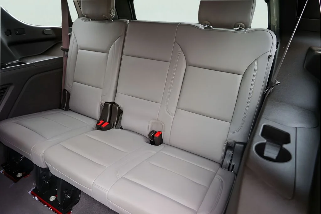 Used 2023 Red Chevrolet Z71 image 30