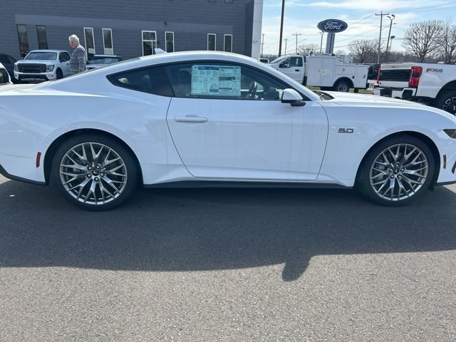 2025 Ford Mustang GT Premium Fastback - Photo 8