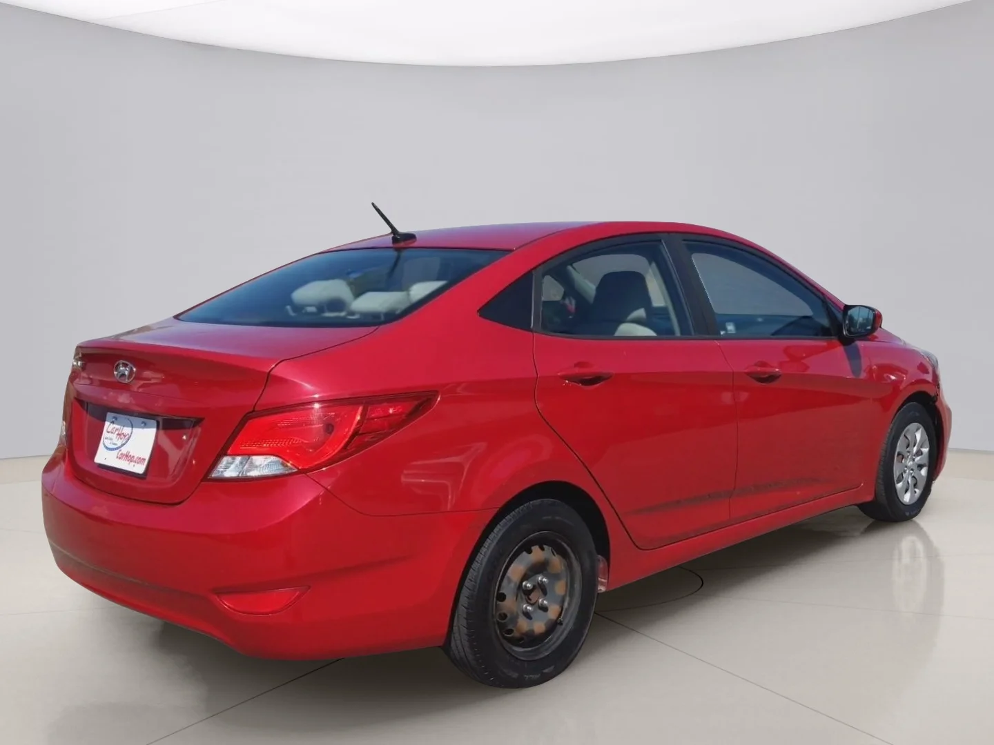 Used 2016 Red Hyundai SE image 5