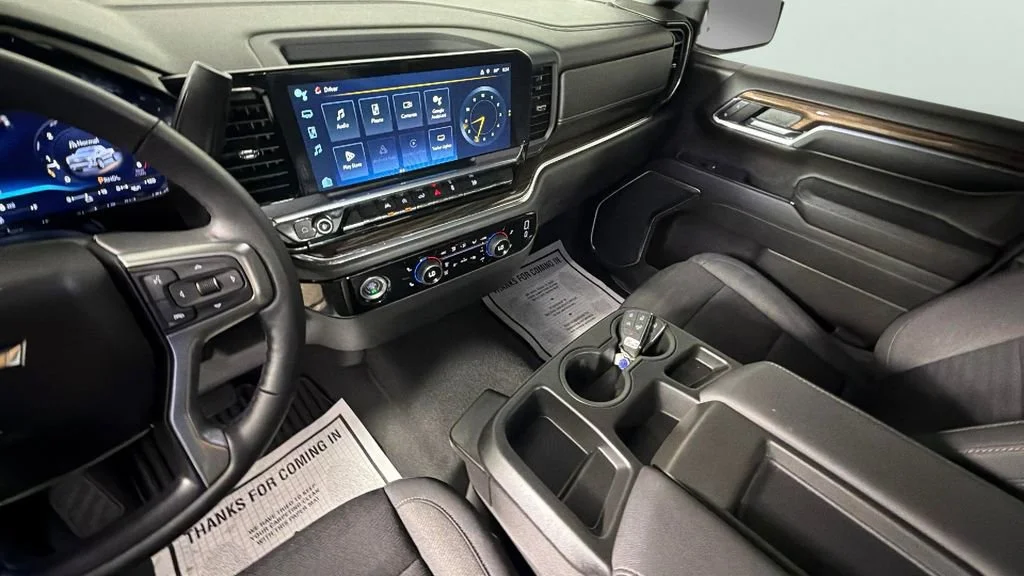 Used 2024 Sterling Gray Metallic Chevrolet LT image 19