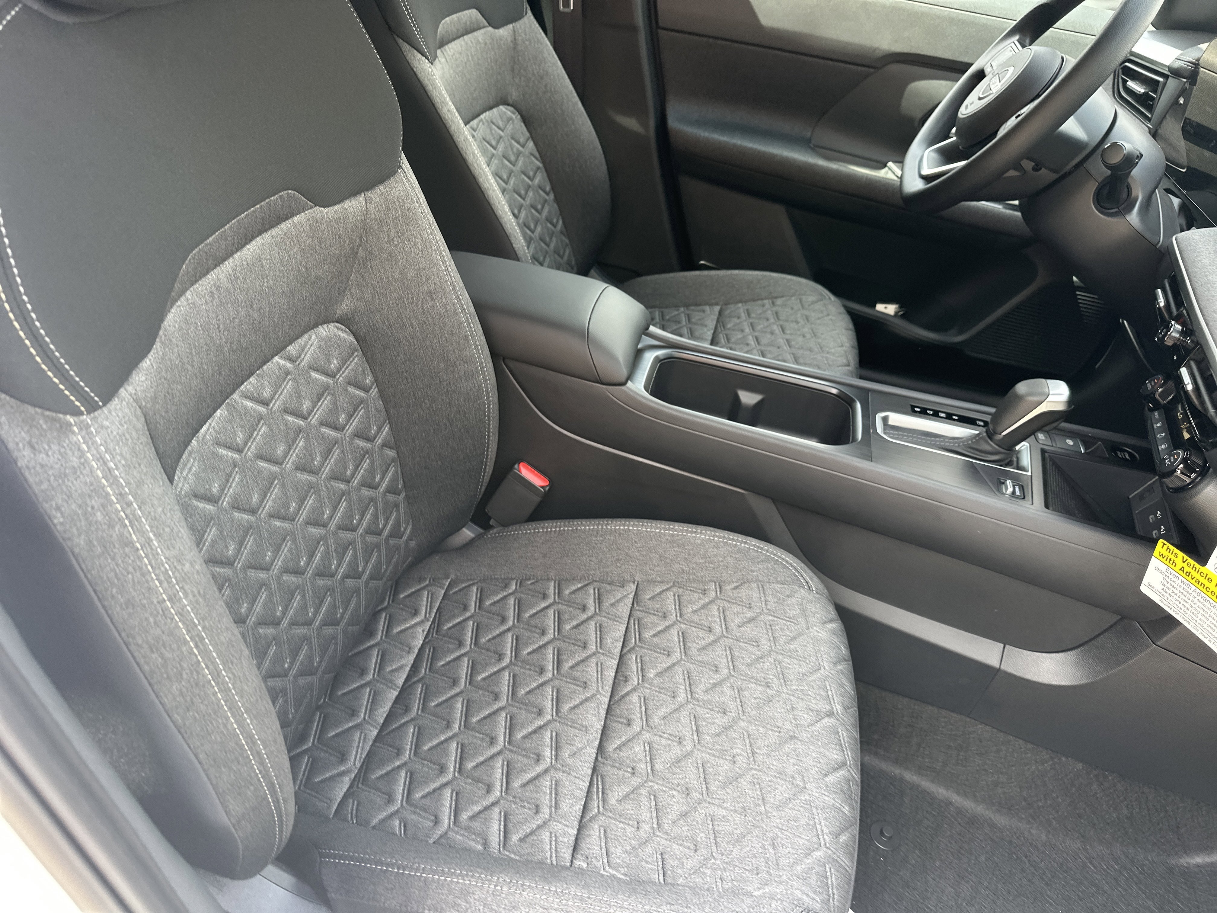 2026 Nissan KICKS SV - Photo 14