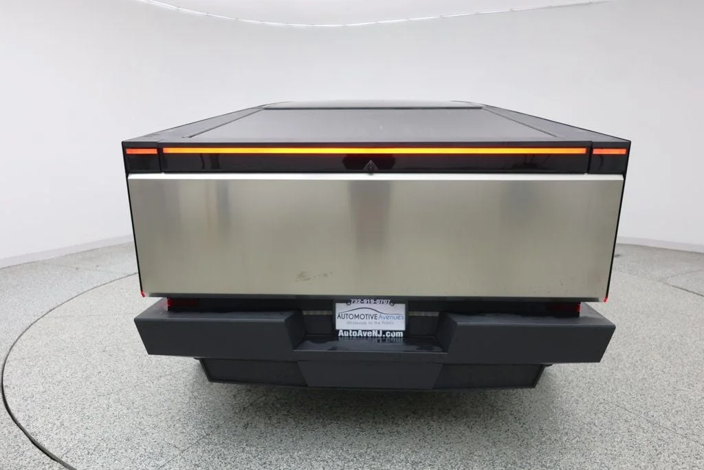 Used 2025 Stainless Steel Tesla AWD image 4