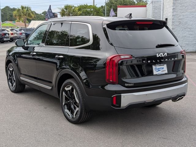 Certified Used 2024 Black Kia S image 3