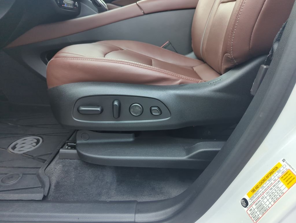 Used 2020 White Buick Avenir image 12