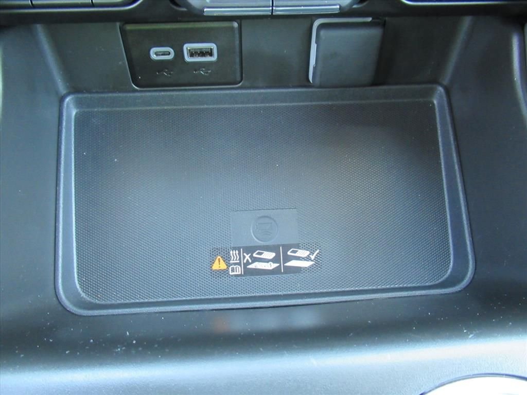 Used 2024 Black Chevrolet Premier image 25