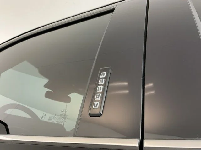 Used 2024 Agate Black Metallic Ford Platinum image 13