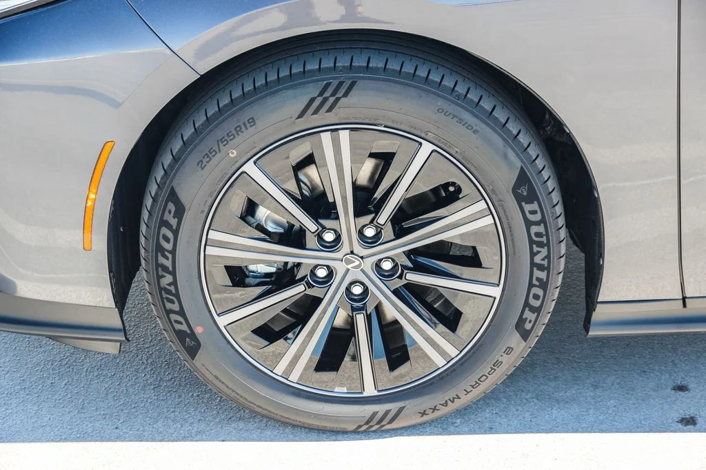 New 2026 Cloudburst Gray Lexus ES 350e PREMIUM image 10