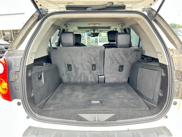 Used 2015 White Chevrolet LTZ image 11