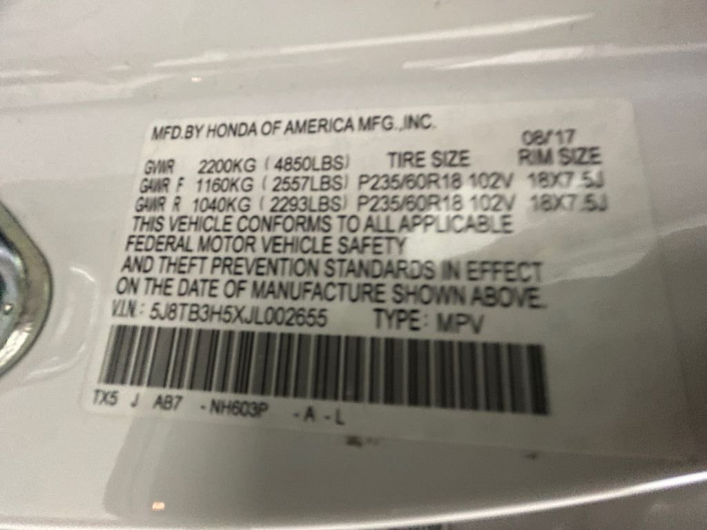 Used 2018 White Acura Technology & AcuraWatch Plus Packages image 20
