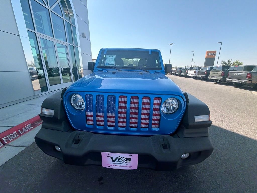 Used 2022 Blue Jeep Sport image 28