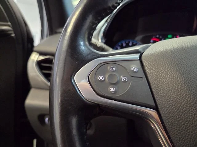 Used 2022 SILVER SAGE METALLIC Chevrolet LT Cloth image 28