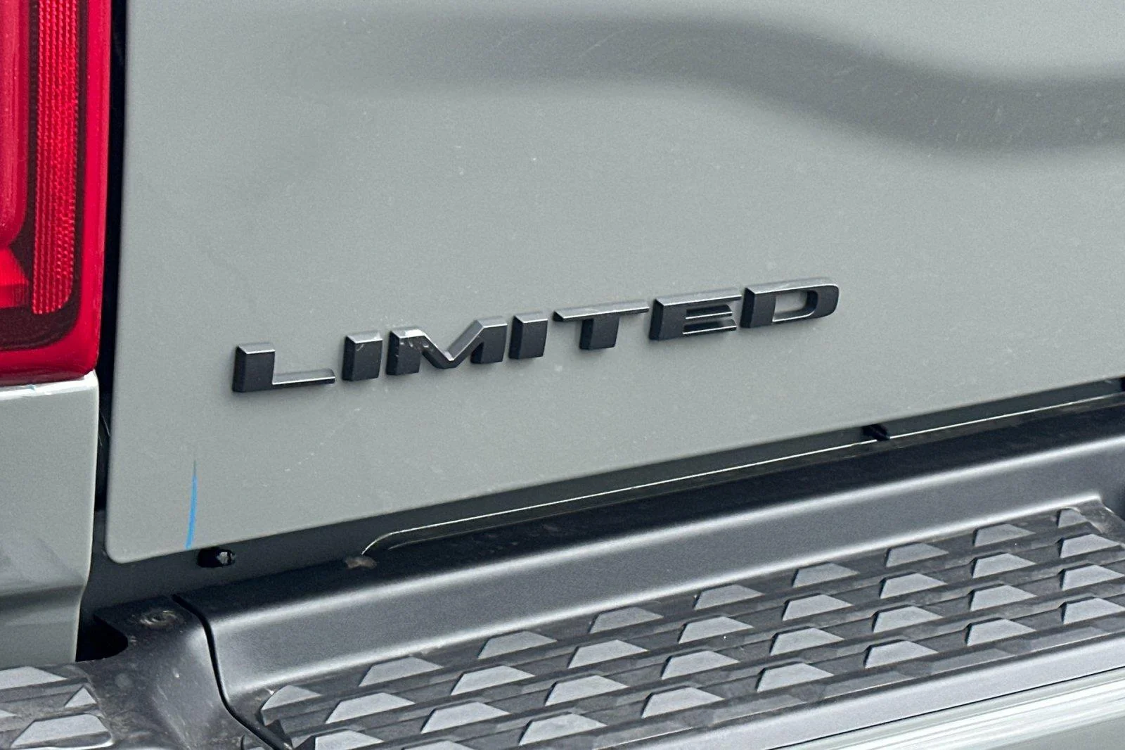 New 2027 Ceramic Gray Clear-Coat Paint RAM Limited image 25