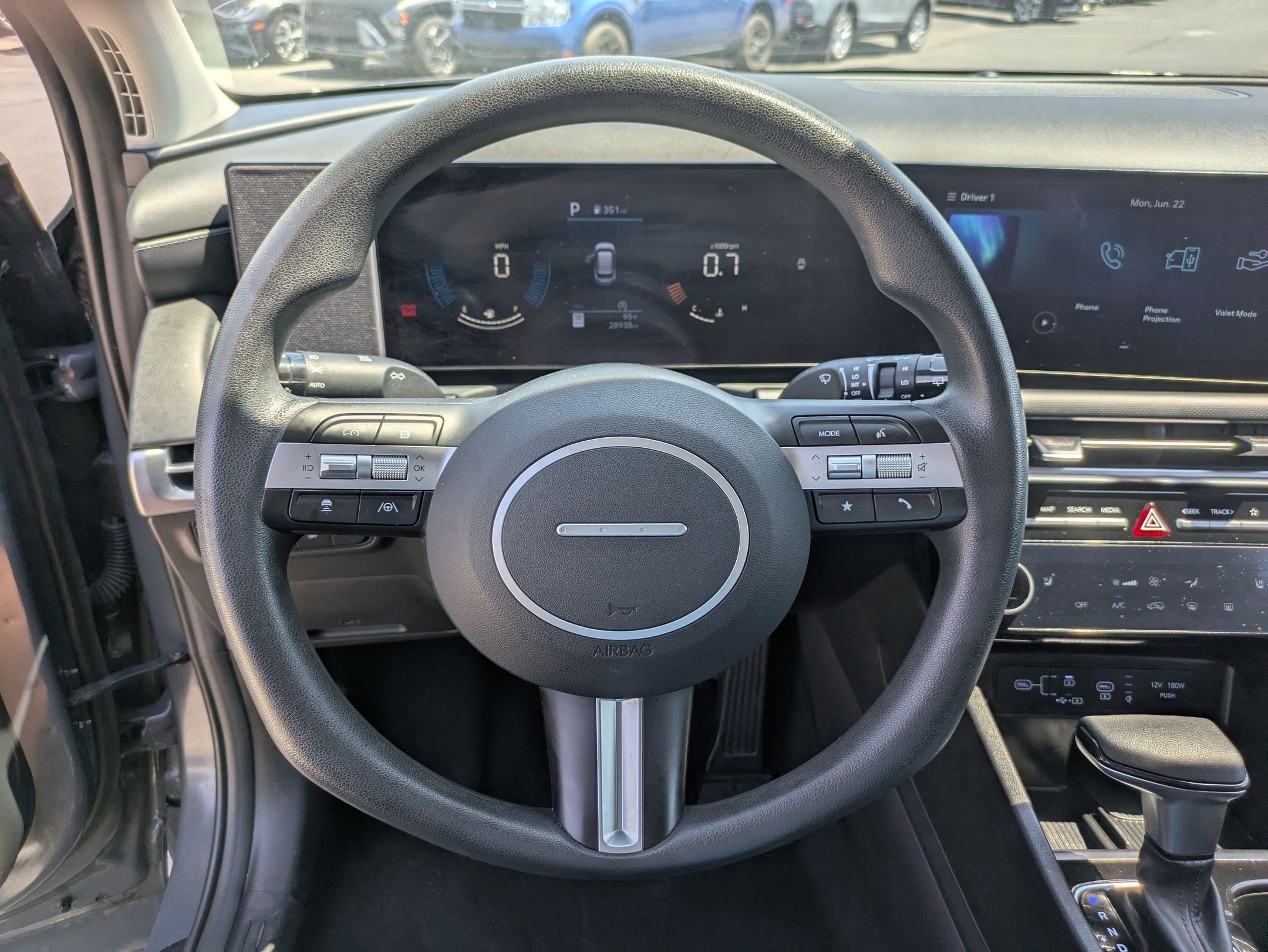 2025 Hyundai Tucson SEL - Photo 17
