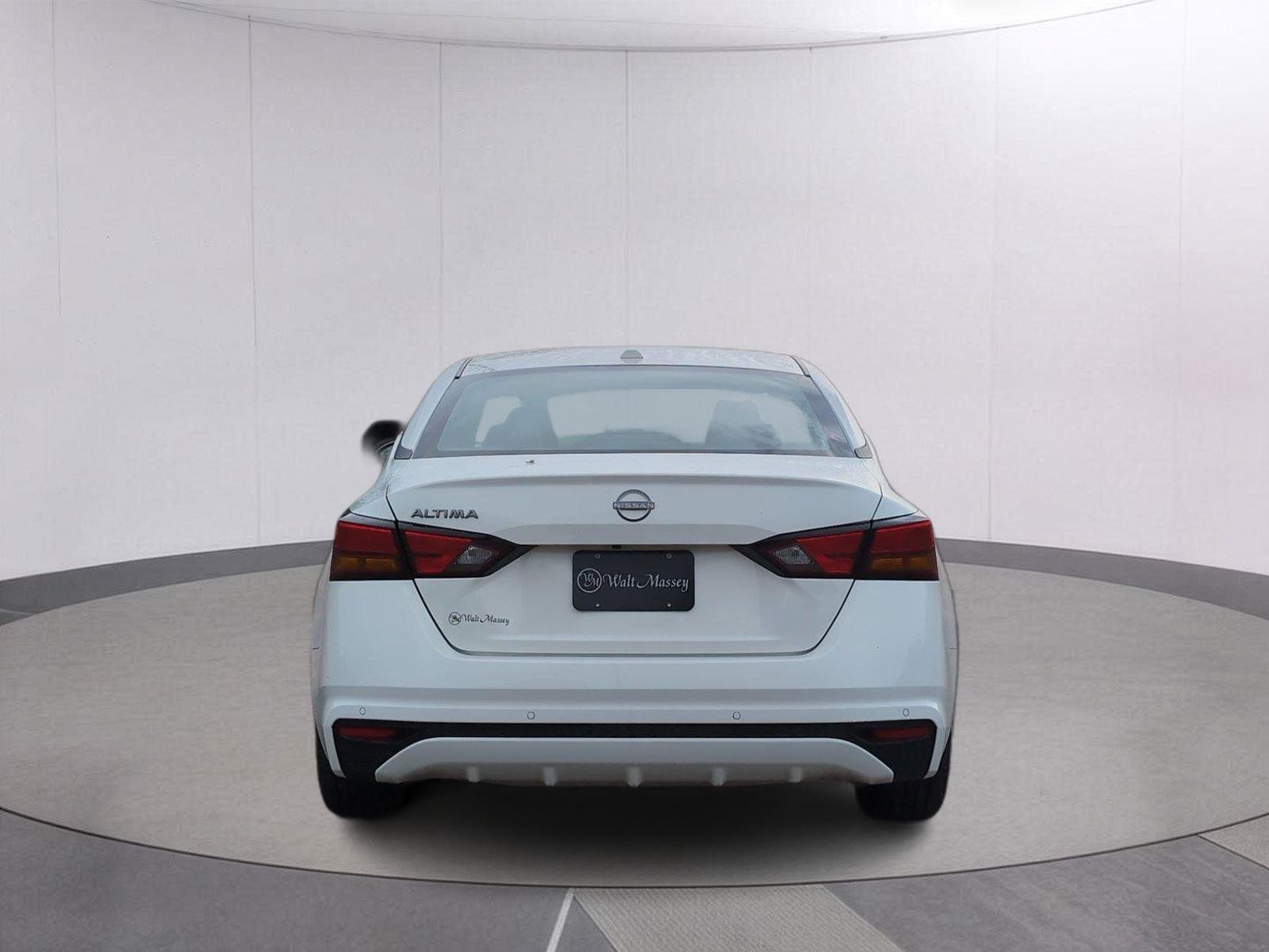 2025 Nissan Altima SV - Photo 4