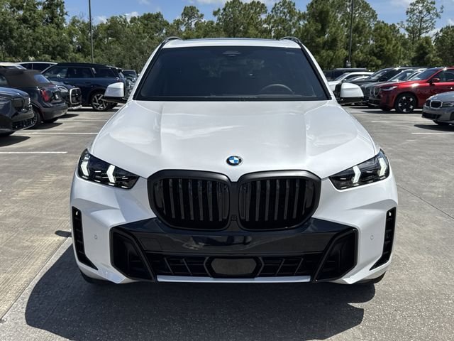 New 2026 Mineral White Metallic BMW sDrive40i image 2