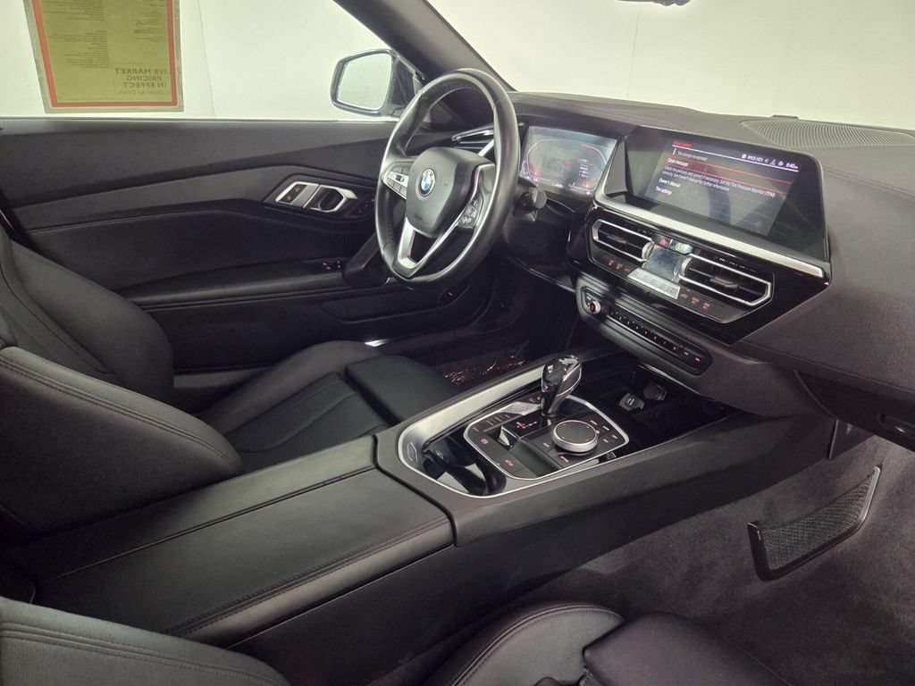 Certified Used 2020 Alpine White BMW sDrive30i image 31