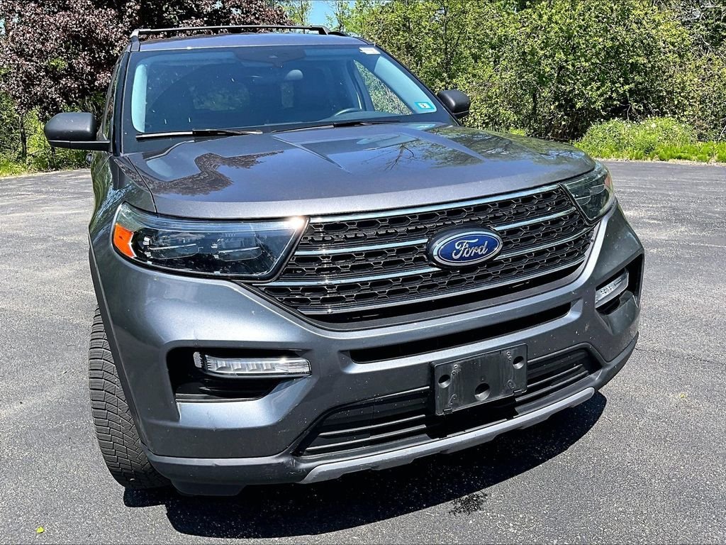 Used 2023 Gray Metallic Ford XLT image 5