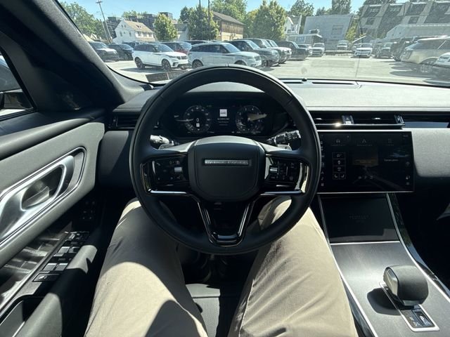 New 2026 Carpathian Grey LAND ROVER  image 13