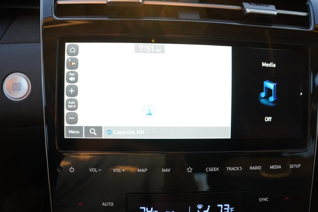 Used 2024 Hampton Gray Hyundai Limited image 7