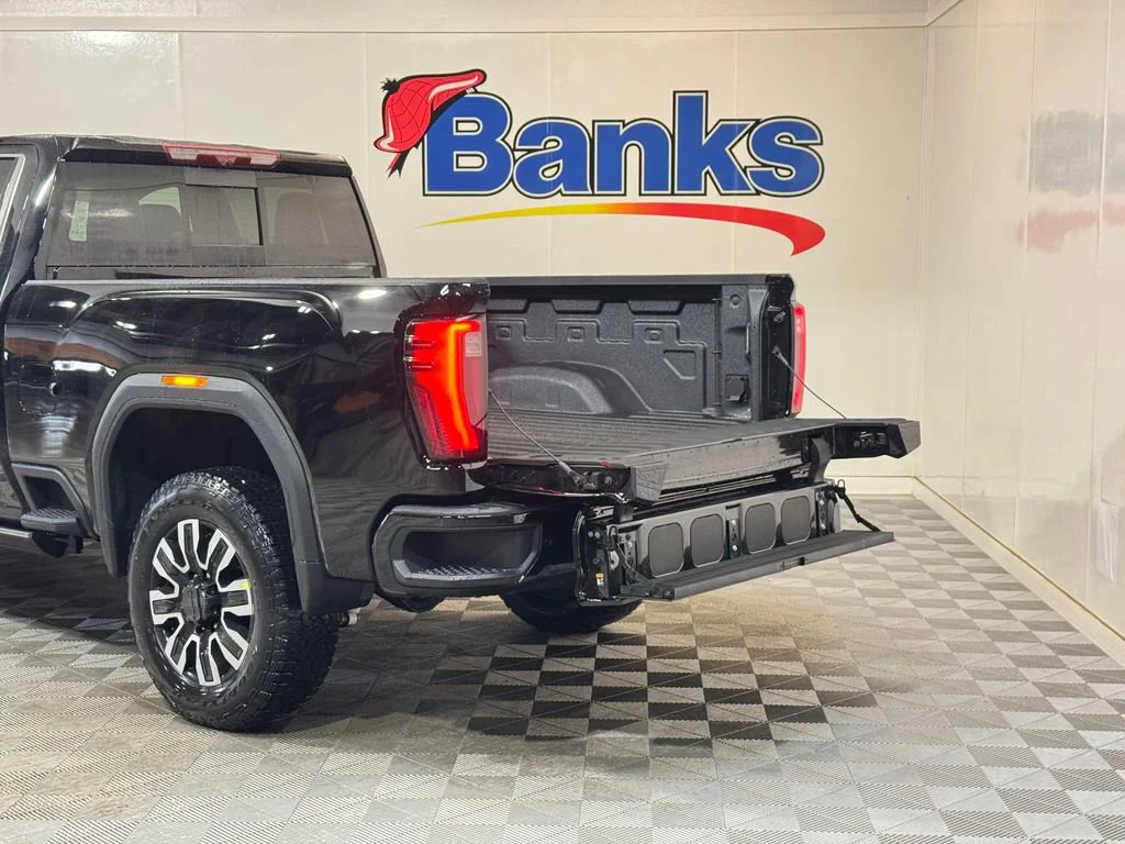 2026 GMC Sierra 2500HD Denali Ultimate - Photo 10