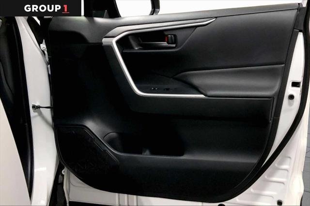 Certified Used 2025 ICE CAP Toyota  image 23