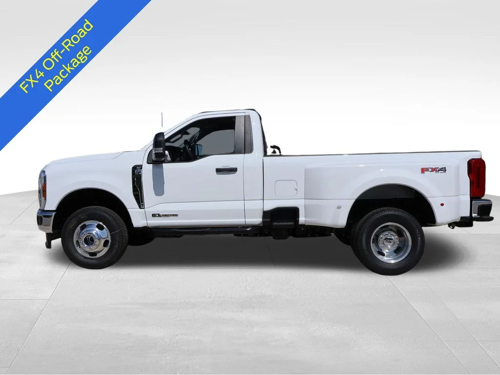 New 2026 Oxford White Ford F-350® XLT image 2