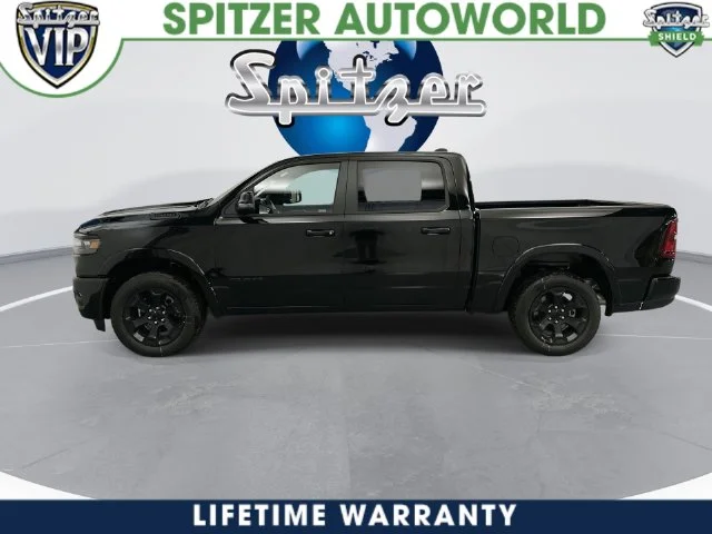 New 2027 Diamond Black Crystal Pearl-Coat Exterior Paint RAM Big Horn/Lone Star image 7