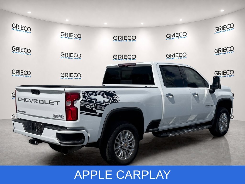Used 2023 White Chevrolet High Country image 7