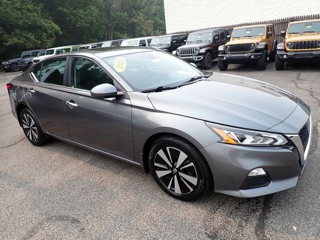 Used 2021 Gray Nissan 2.5 SV image 9