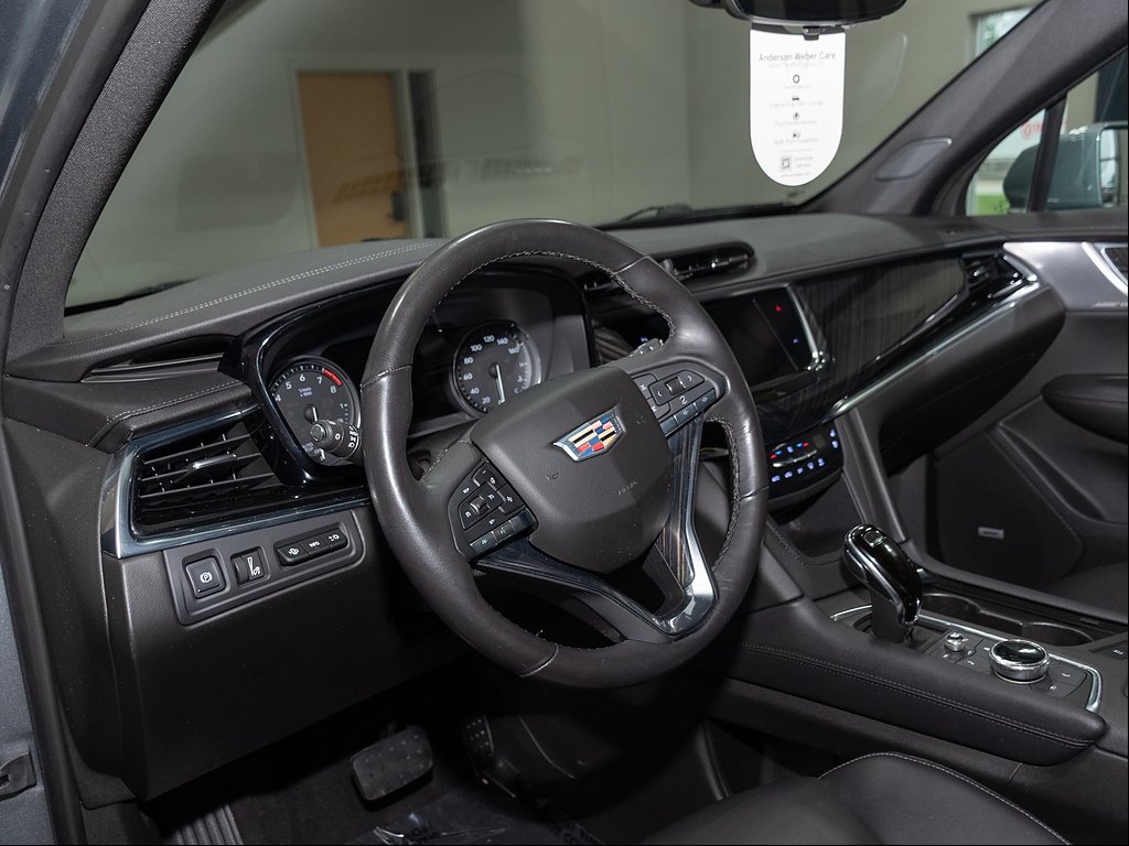Used 2020 Shadow Metallic Cadillac Premium Luxury image 10