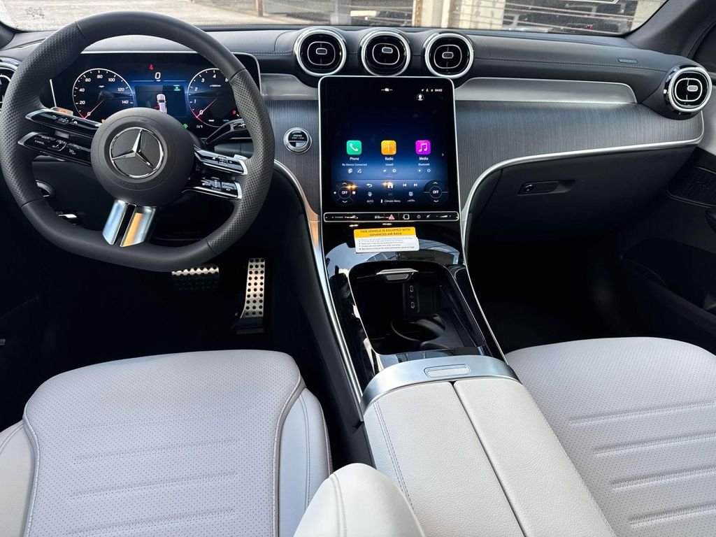 New 2026 Obsidian Black Metallic Mercedes-Benz GLC 300 image 7