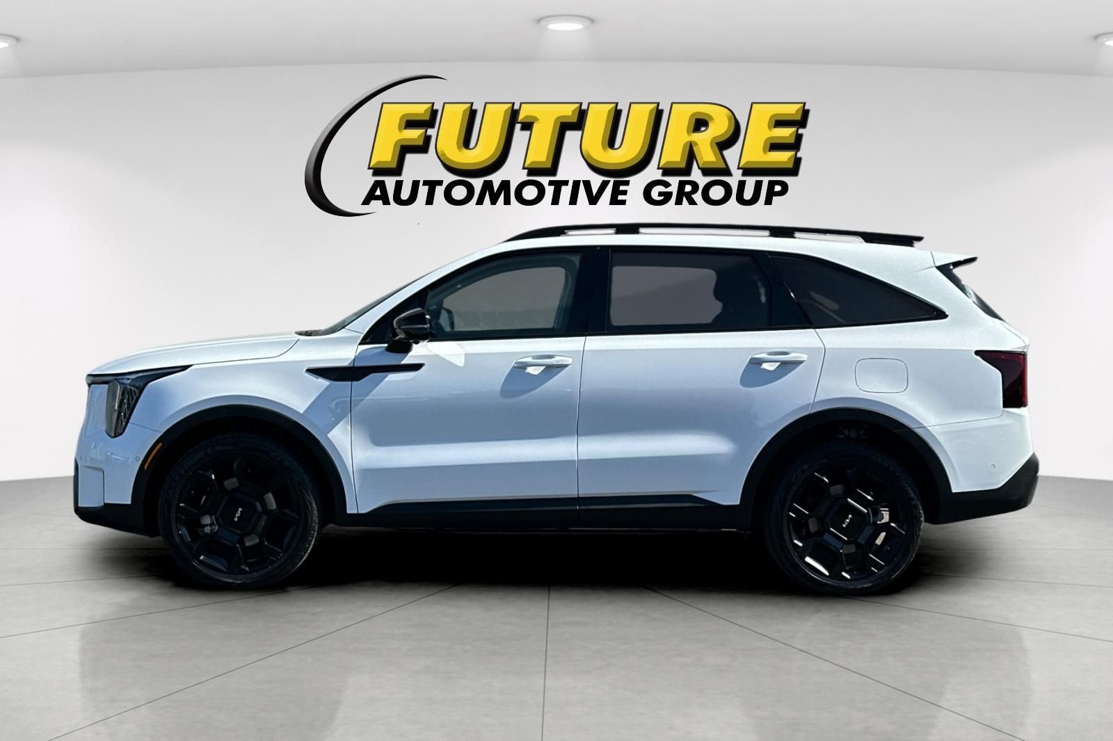 Used 2024 White Kia X-Line SX image 7