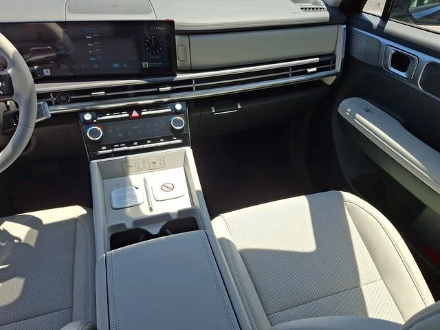 New 2026 Black Hyundai SEL image 11