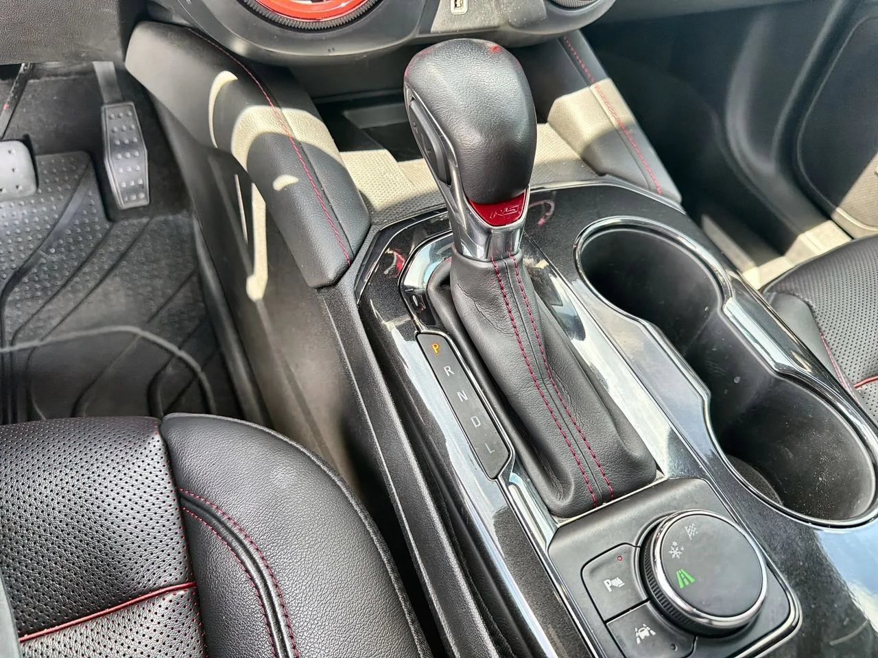 Used 2020 MIDNIGHT BLUE METALLIC Chevrolet RS image 14