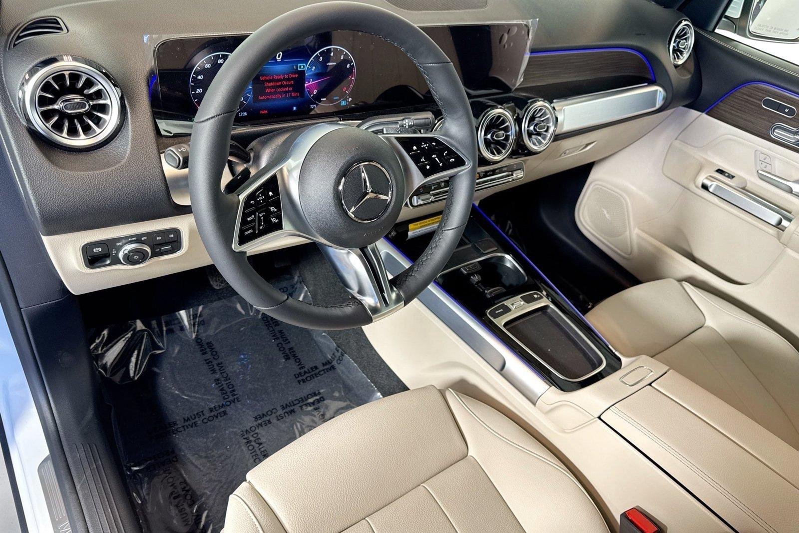 New 2026 Polar White Mercedes-Benz GLB 250 image 9