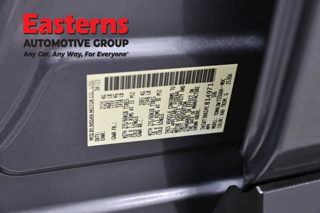 Used 2023 Gray Nissan SV image 35