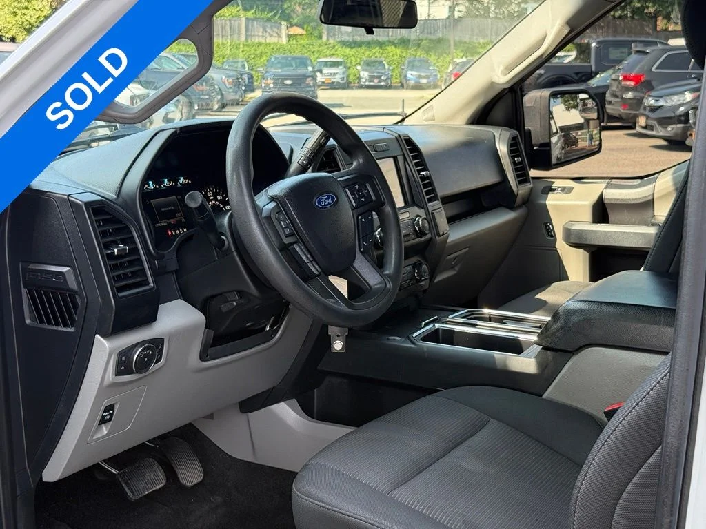 Used 2020 White Ford XL image 16