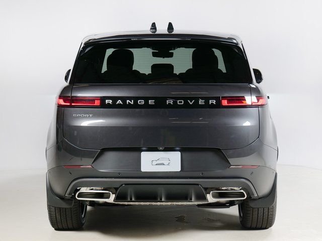 New 2026 Carpathian Grey Land Rover SE image 7