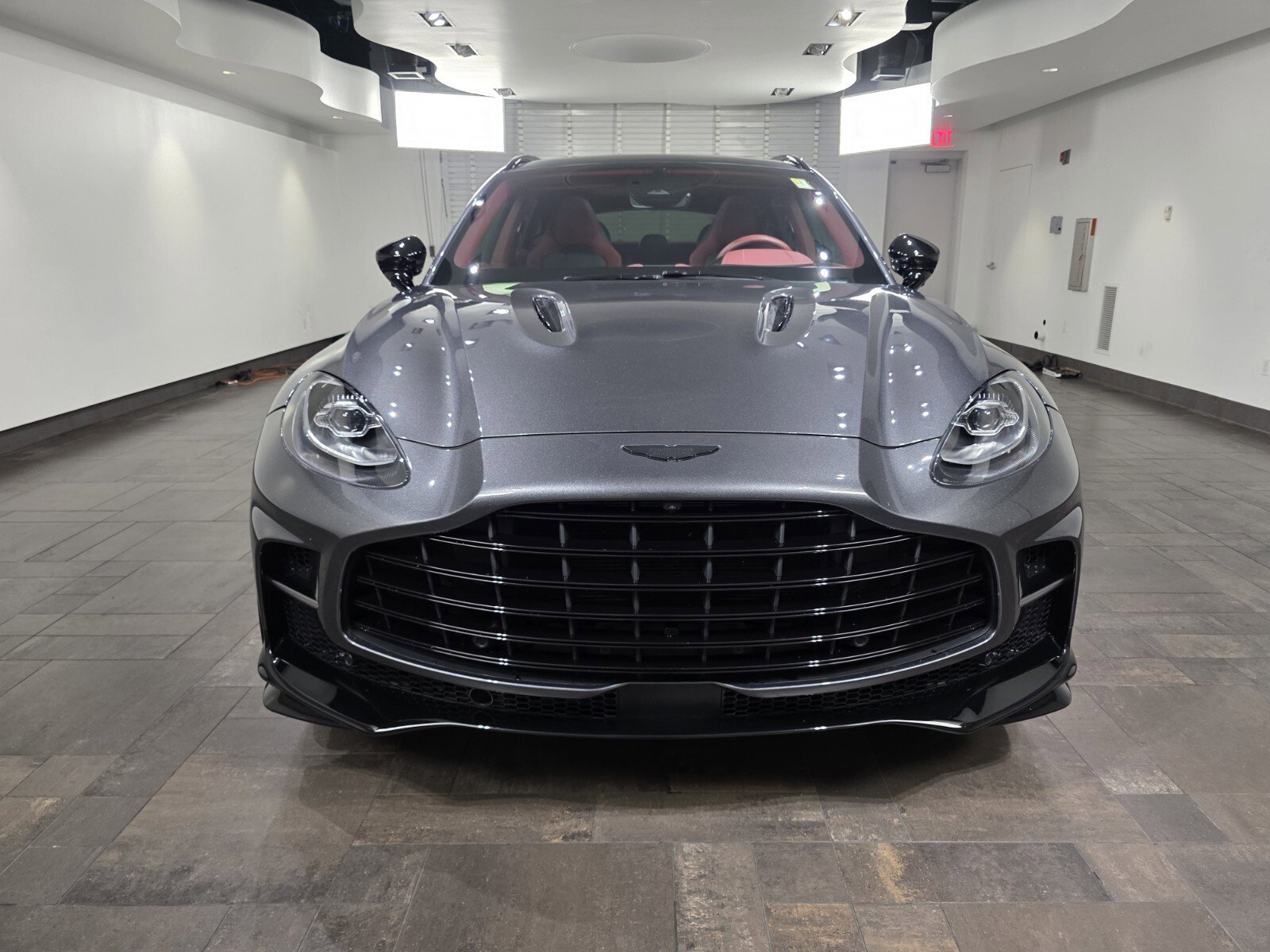 Used 2025 Xenon Grey Aston Martin 707 image 7