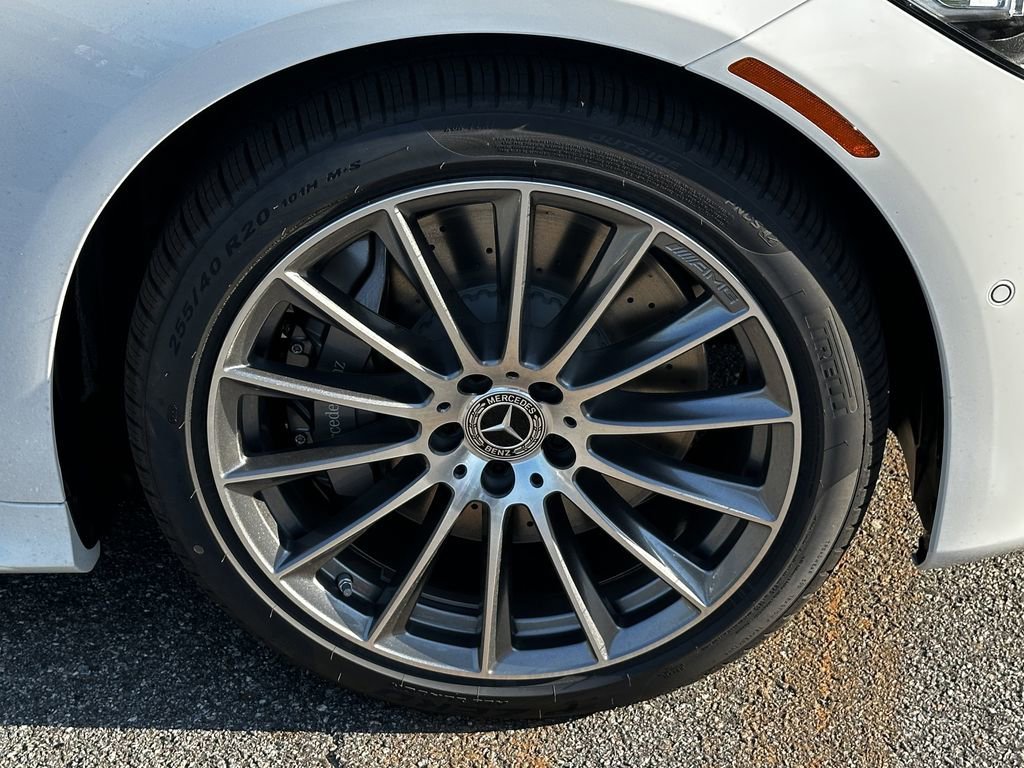 New 2026 MANUFAKTUR Moonlight White Metallic Mercedes-Benz S 580 image 52