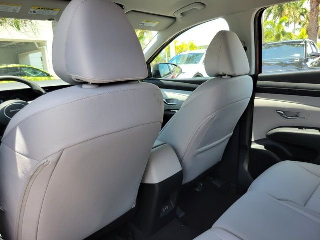 New 2026 Black Hyundai SE FWD image 6