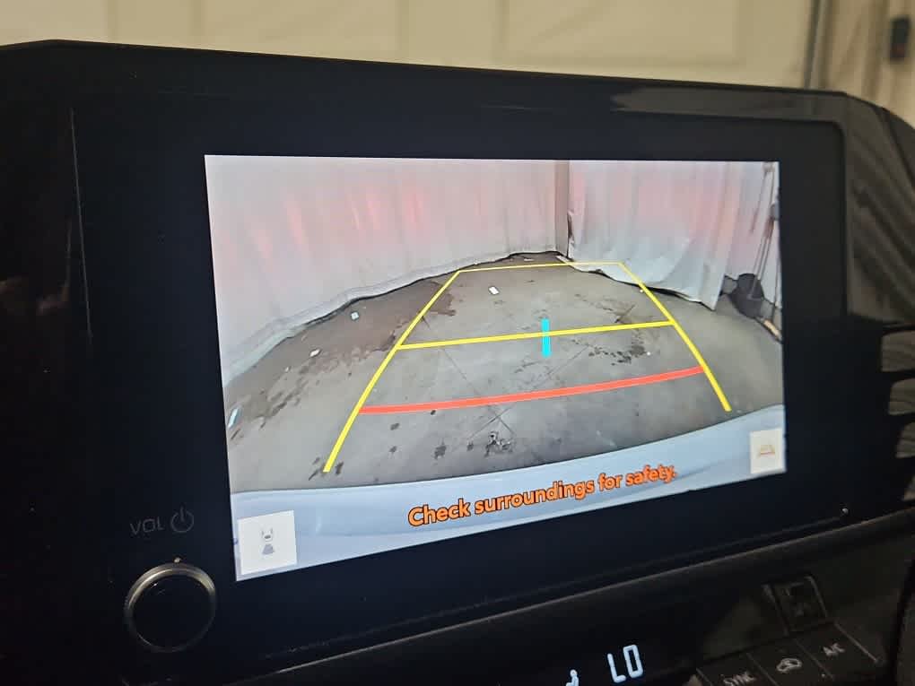 Used 2025 Ice Cap Toyota LE image 16