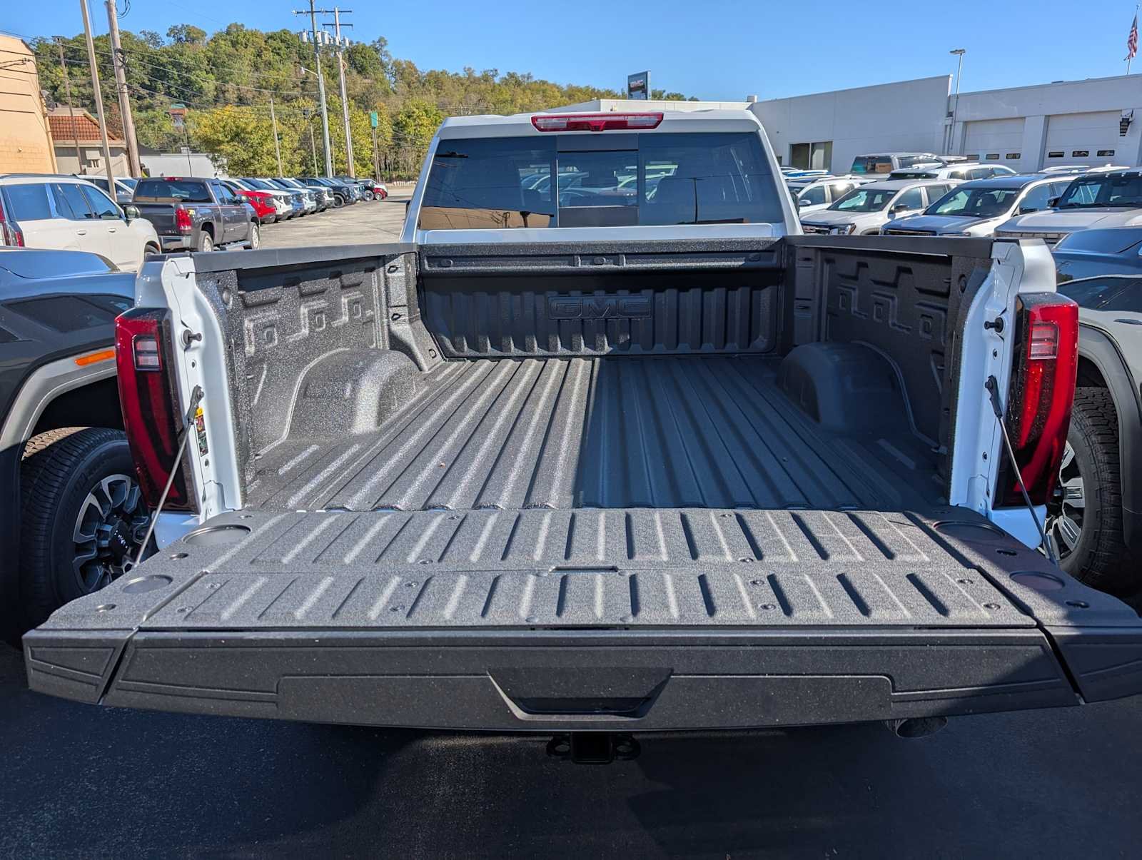 2026 GMC Sierra 2500HD SLT - Photo 8
