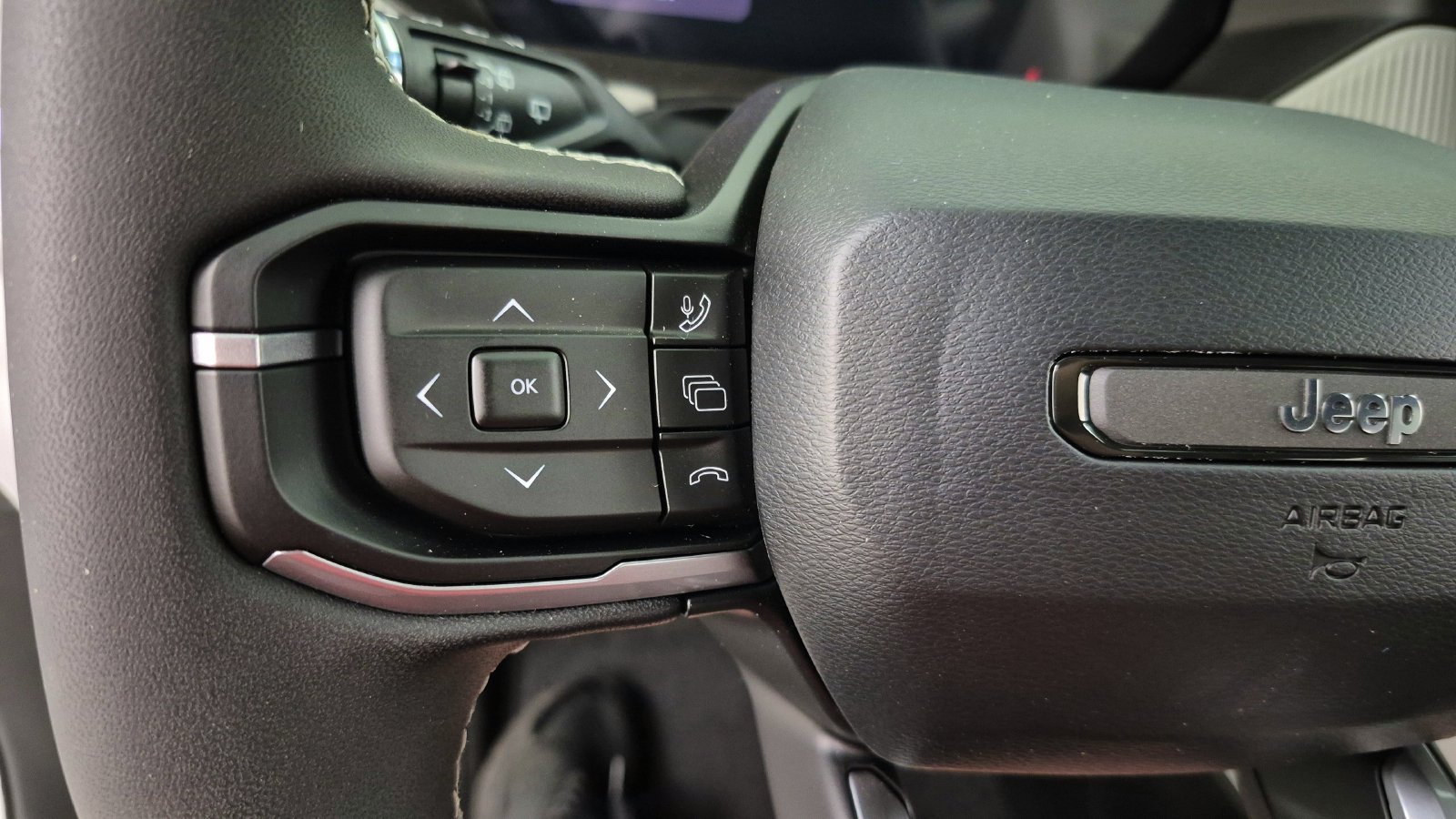 Used 2026 White Jeep Laredo image 23