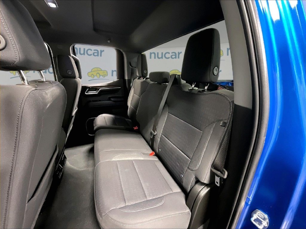 Used 2023 Blue GMC Elevation image 15